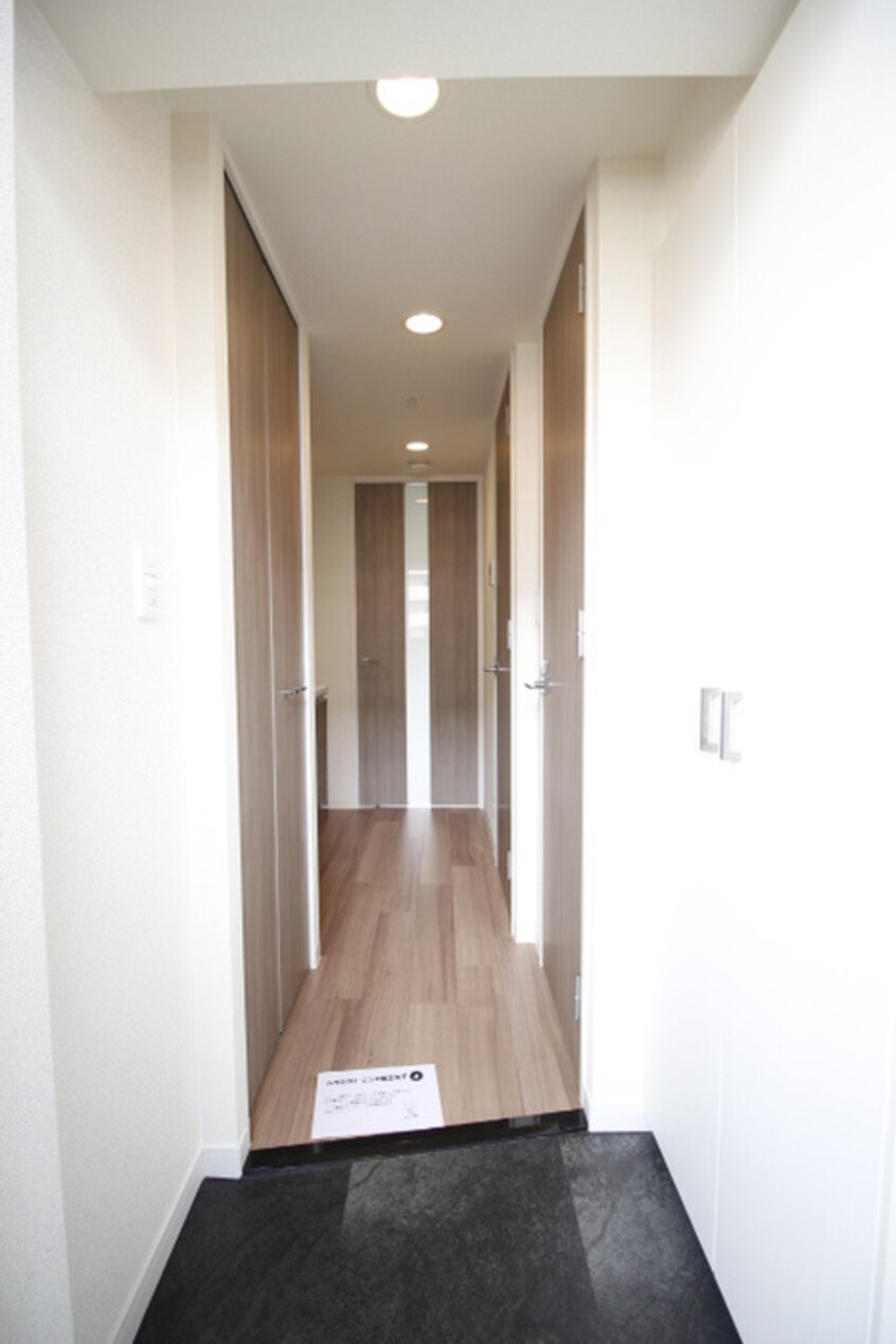 廊下 ﾌﾟﾚｻﾝｽ四天王寺前夕陽丘(609)