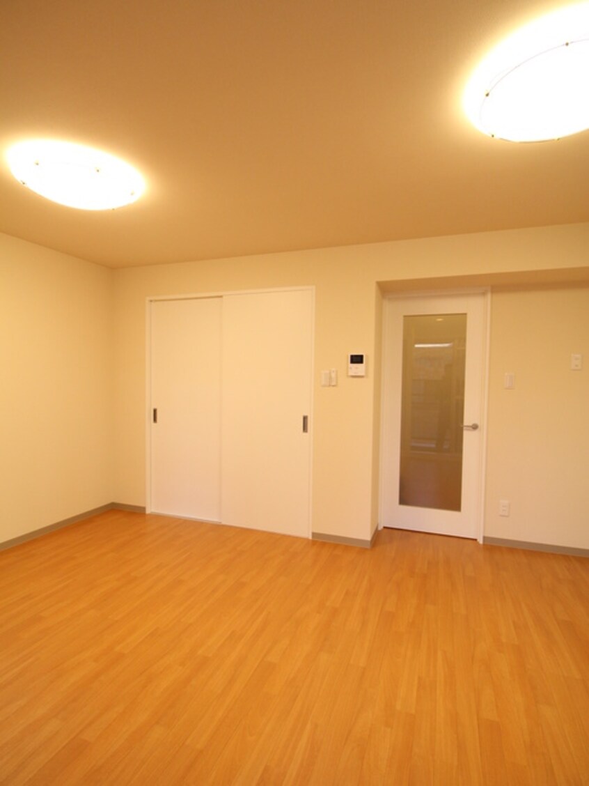 居室 西青山ハイツ