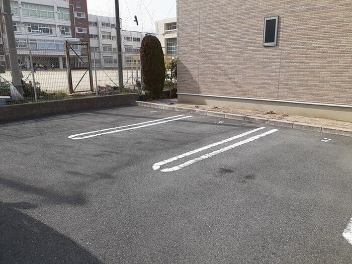 駐車場 メゾン・フラン