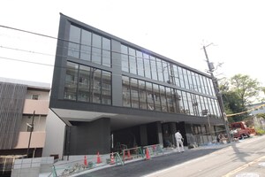 SHUUEI　BLDG．