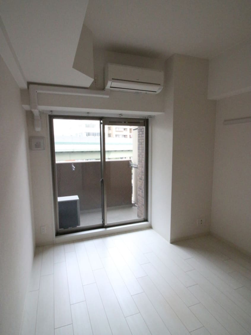 居室 ﾌﾟﾚｻﾝｽ阿波座ｽﾃｰｼｮﾝﾌﾛﾝﾄ(401)