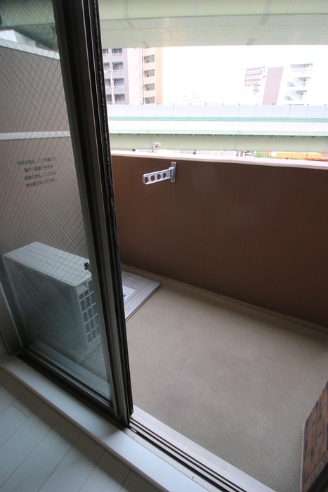 ベランダ・バルコニー ﾌﾟﾚｻﾝｽ阿波座ｽﾃｰｼｮﾝﾌﾛﾝﾄ(401)
