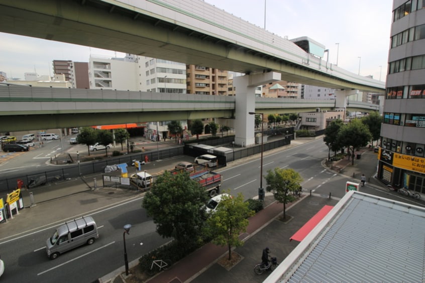 室内からの展望 ﾌﾟﾚｻﾝｽ阿波座ｽﾃｰｼｮﾝﾌﾛﾝﾄ(401)