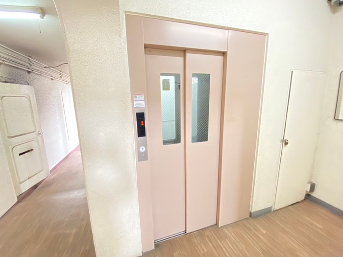 建物設備 ロイヤルコ－ポ