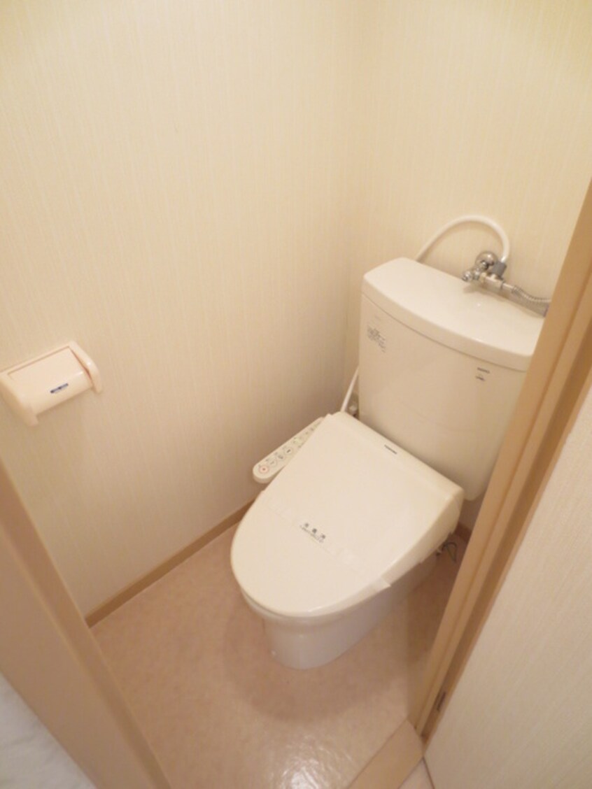 トイレ ロイヤルコ－ポ