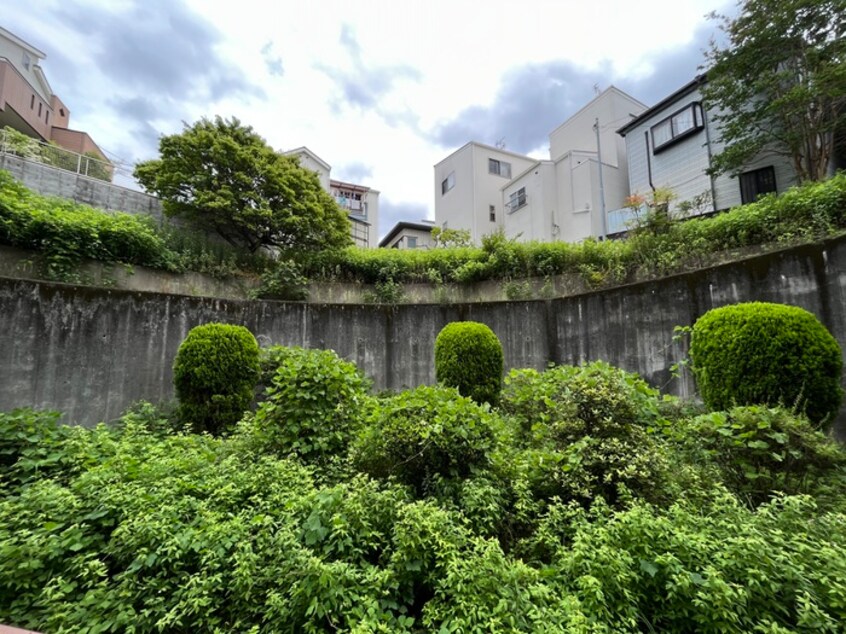 室内からの展望 グリ－ンハイツ竹園