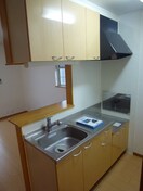 キッチン ヴィオラ東多田弐番館