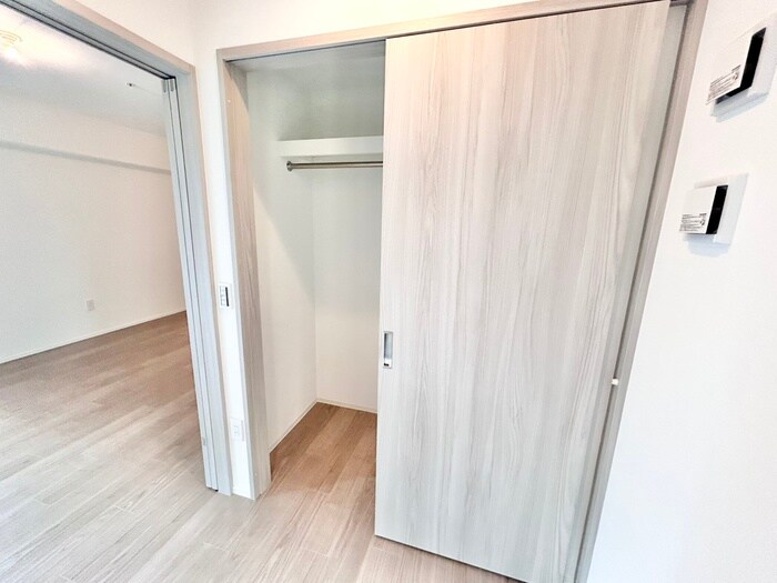 収納 ジオタワー堺筋本町（１００４）