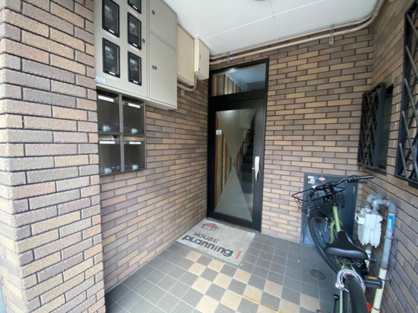 エントランス部分 ｂｉｇ　ｉ