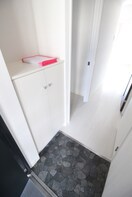 玄関 Ｍ　ＰＬＡＺＡ香里六番館