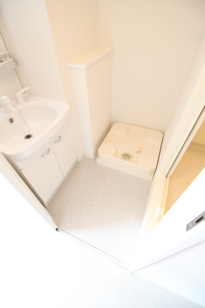 洗濯機置場 Ｍ　ＰＬＡＺＡ香里六番館