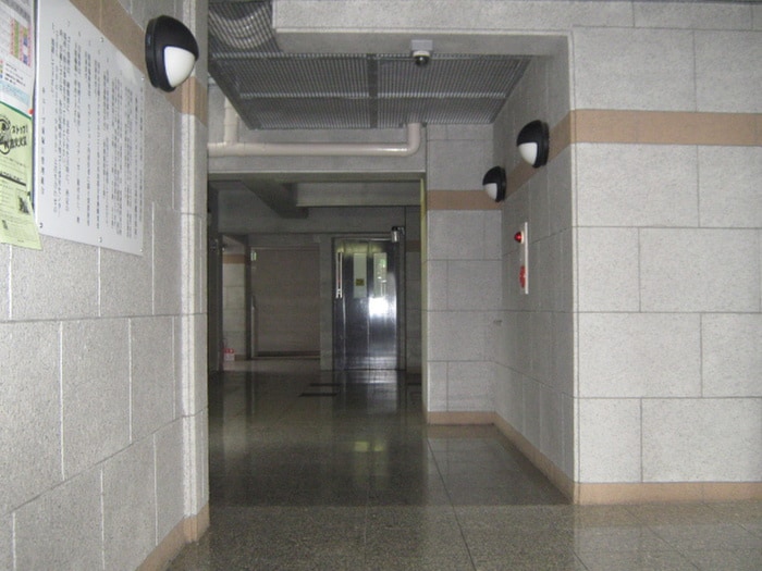 エントランス部分 キューブ東塚口（211）