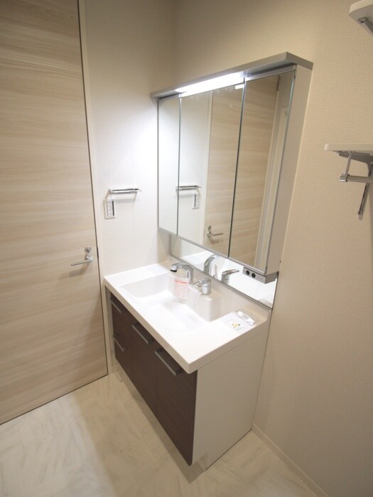 洗面 シャーメゾン岩倉南