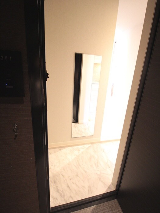 玄関 シャーメゾン岩倉南