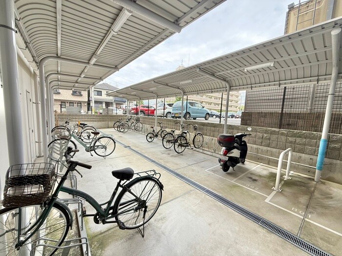 駐輪場 リゴレット