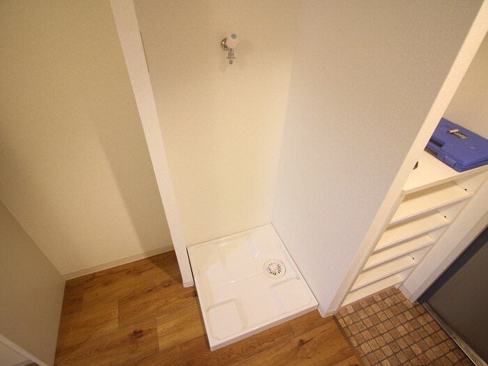 洗濯機置場 ホ－ムポ－ト朝日