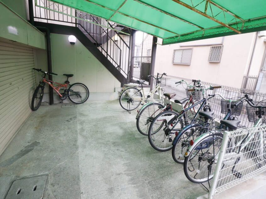 駐輪場 ときわ神田ハイツ