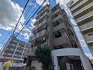 クレストプラザの外観