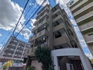 クレストプラザの外観