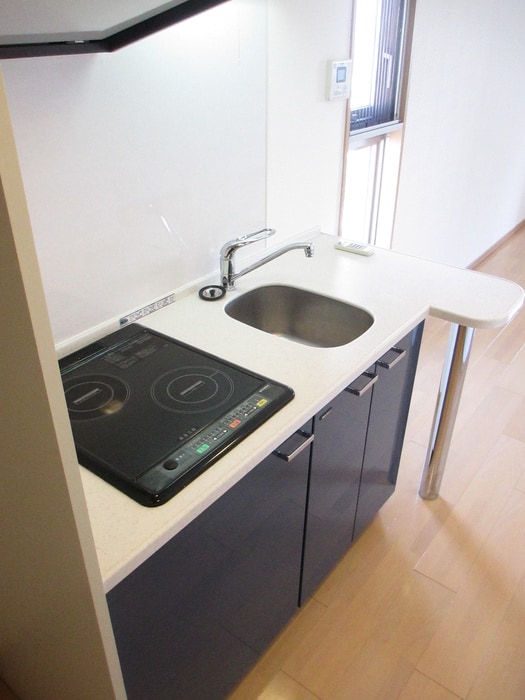 キッチン ｶｽﾀﾘｱ三宮