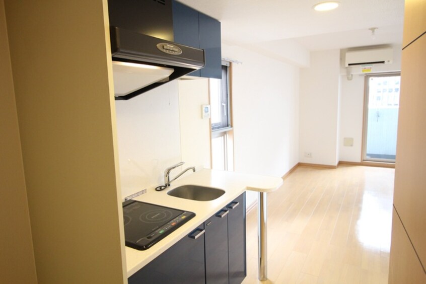 キッチン ｶｽﾀﾘｱ三宮