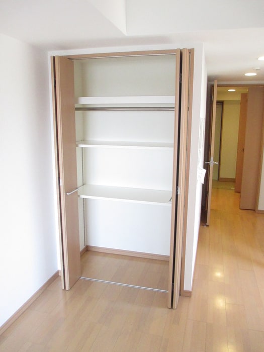 収納 ｶｽﾀﾘｱ三宮