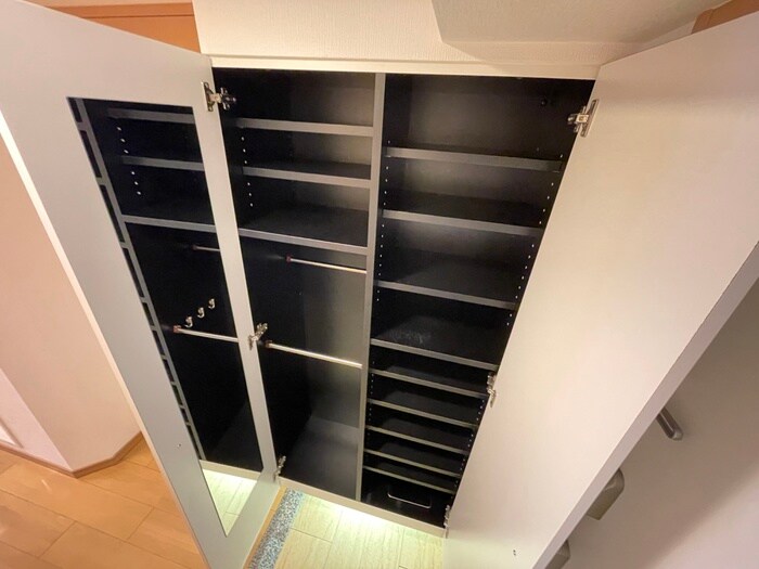 靴箱 ｶｽﾀﾘｱ三宮