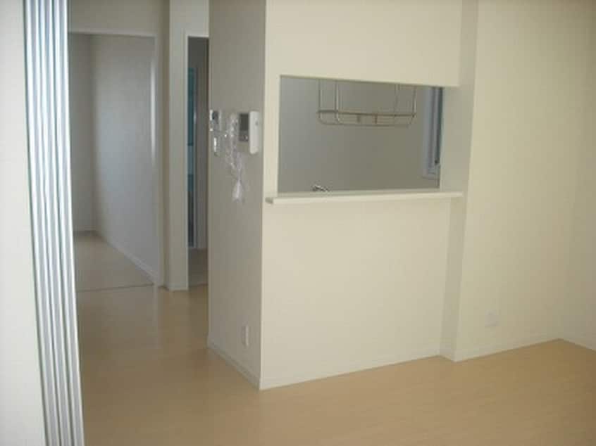 居室 ロイヤルサニ－ハイツ