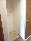 洗濯機置場 アネシス鶴見