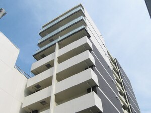 ｺｽﾓﾌﾟﾚﾐｱﾑ･ﾍﾞｲ大阪(206)