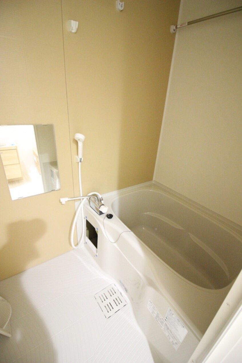 バス／シャワールーム等 フジパレス西三荘Ⅴ番館