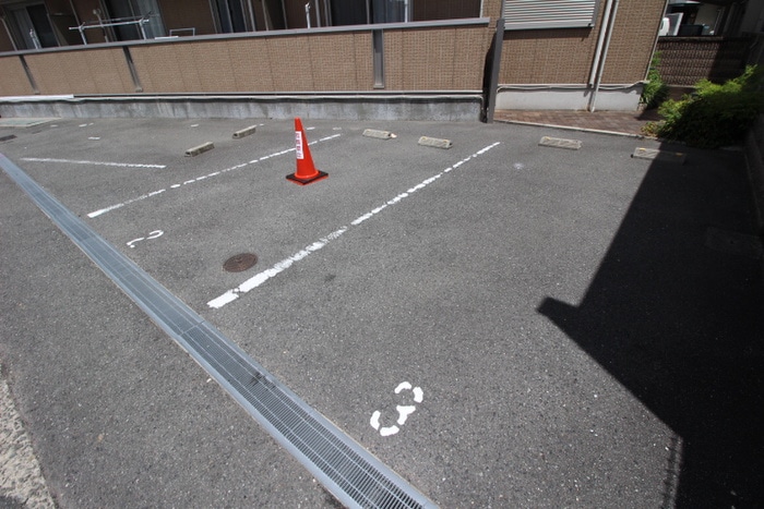 駐車場 ロベリア宮町