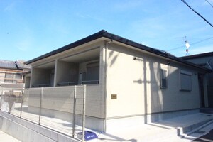エルフラット津久野
