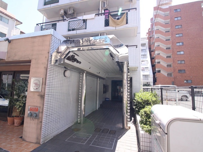エントランス部分 シャルムメゾン六甲道（２０３）