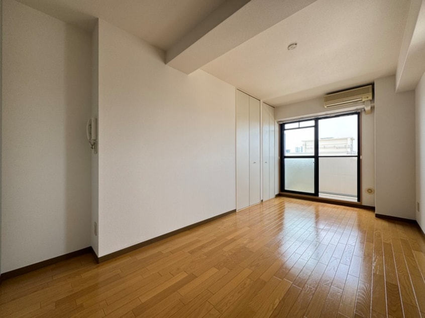 居室 アルママ－テル