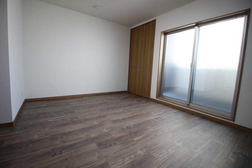 居室 フローリッシュ加美南