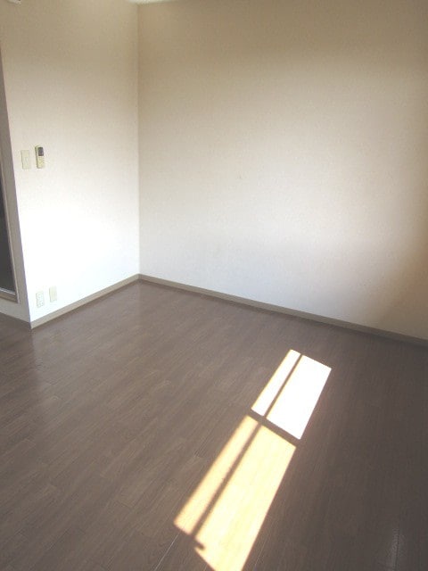 居室 RHYTHM新石切B棟