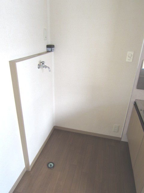 洗濯機置場 RHYTHM新石切B棟