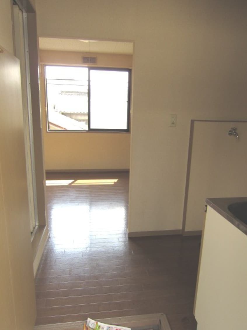 居室 RHYTHM新石切B棟