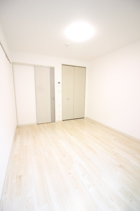 居室 ﾓﾃﾞﾗｰﾄ･ﾅｵ