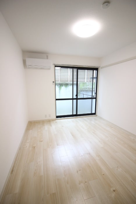 居室 ﾓﾃﾞﾗｰﾄ･ﾅｵ