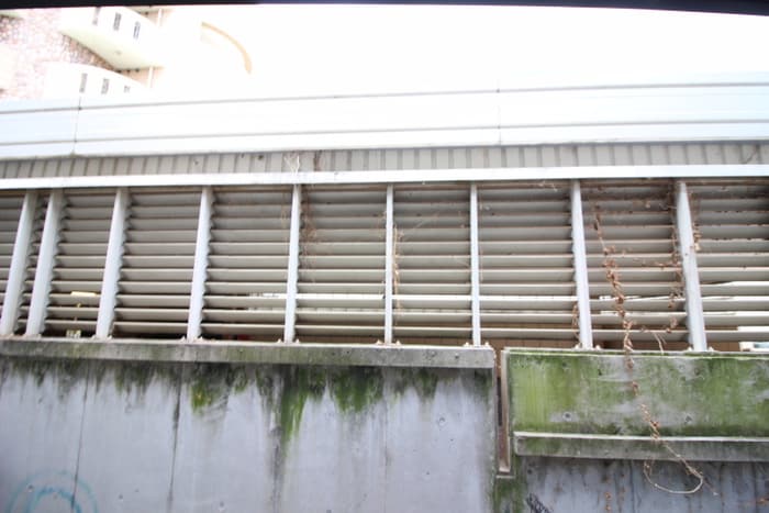 室内からの展望 ﾓﾃﾞﾗｰﾄ･ﾅｵ