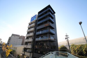 モダンアパートメント江坂町