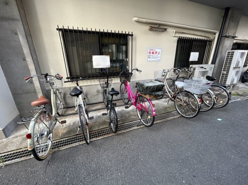 駐輪場 カーサ朝日橋