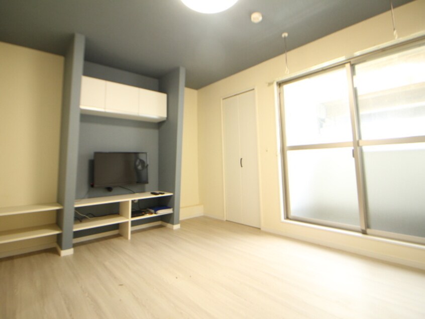 居室 エヌエムスワサントドゥウエスト