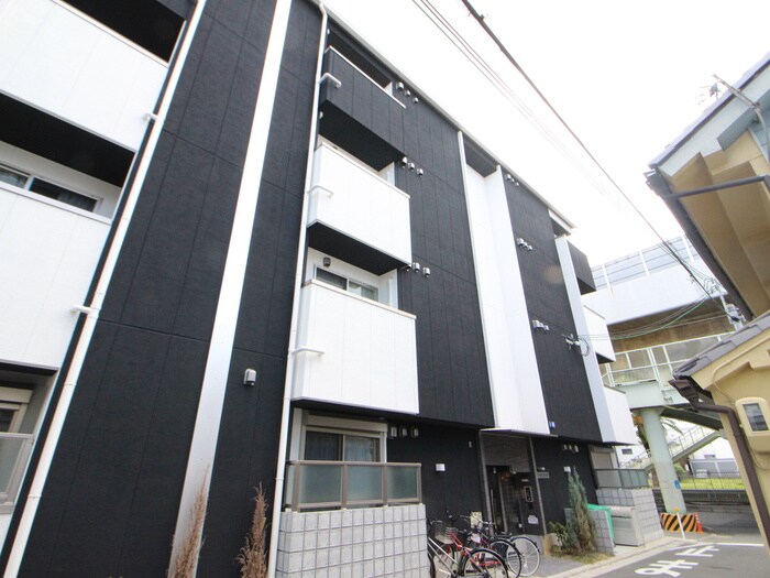 外観写真 エヌエムスワサントドゥウエスト