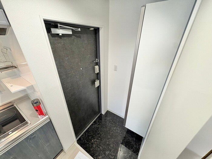 玄関 エヌエムスワサントドゥウエスト