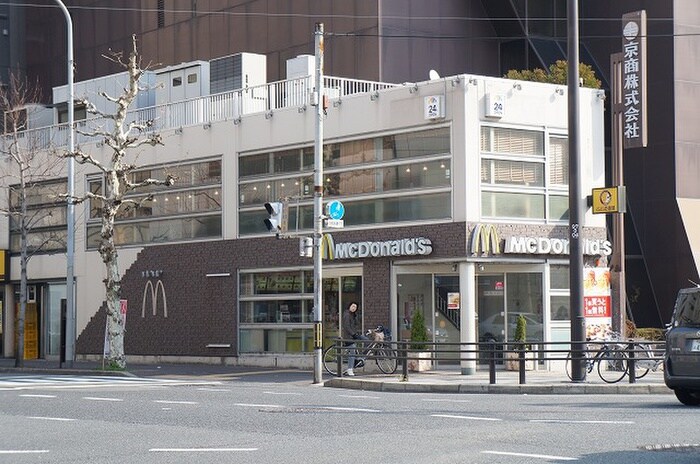 マクドナルド(ファストフード)まで270m ロイヤル室町