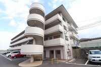 ハイツ亀甲