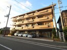 サンパレス山本の外観